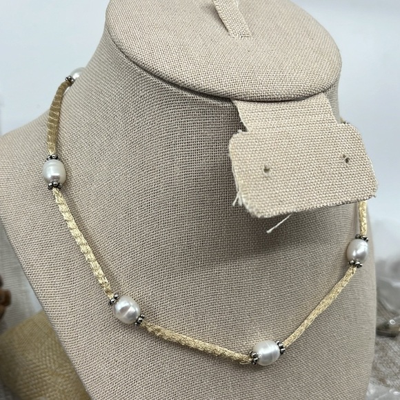 Vintage Honora Pearl Adjustable Necklace with Intricate Beige Mesh Sections - Picture 8 of 12